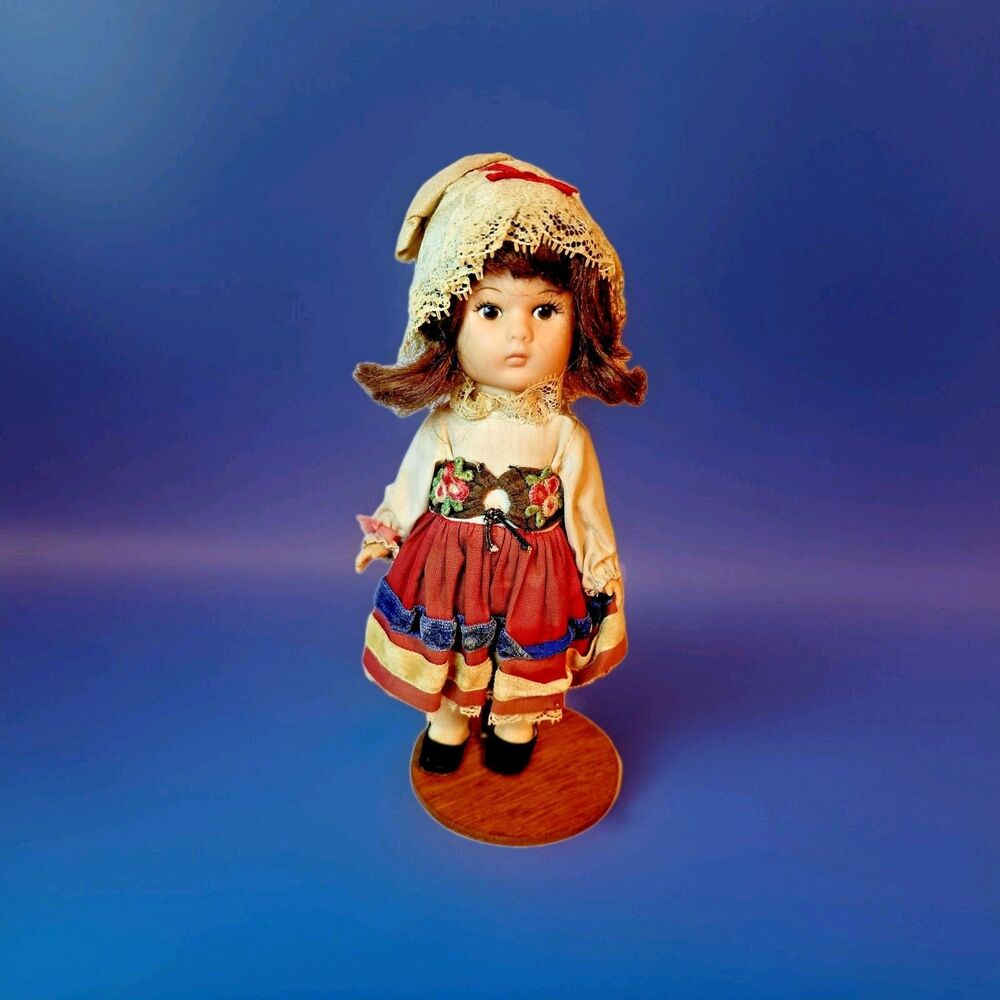 1977 Vintage Vogue 🎀 GINNY DOLL & DOLL STAND Brunette Brown Eyes  8"